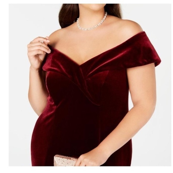 Xscape 16w Off the Shoulder Long Burgundy Velvet Wedding Bridesmaid Gown - Picture 3 of 9